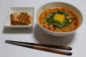 한국 대표 간식 라면과 김치, 해외에서 인기 있는 K-푸드